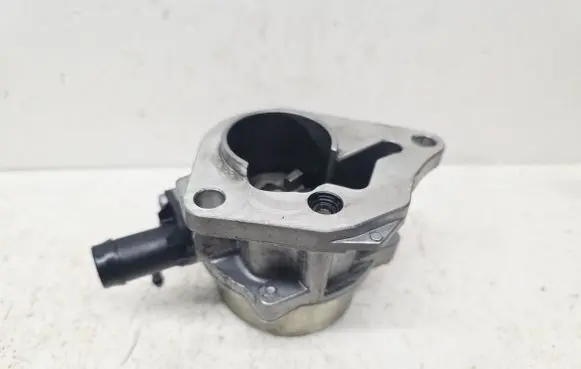 Nissan Qashqai Vacuum pump 1465000Q2C 146505272R