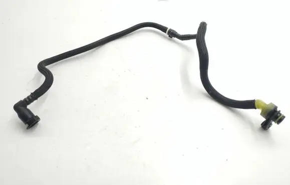 Nissan Juke II F16 Fuel line/pipe/hose 