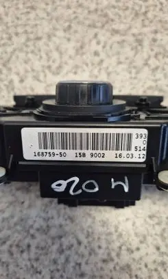 Volkswagen Polo IV 9N3 Climate control unit 16875950 15B9002