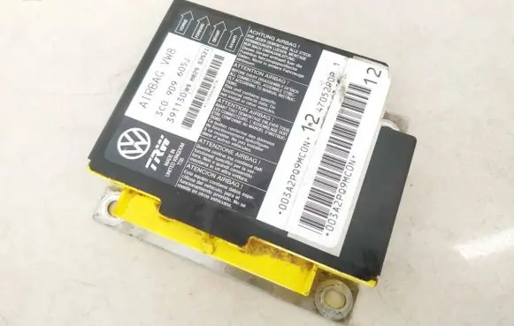 Volkswagen PASSAT B6 Airbag control unit/module 3C0909605J 391130