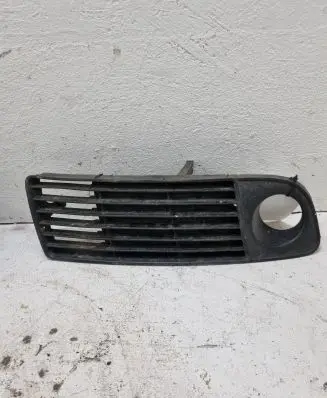 Audi A6 S6 C5 4B Front bumper lower grill 4B0807682H
