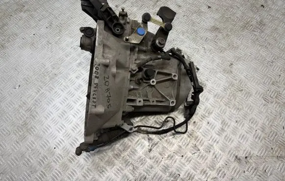 Peugeot 2008 I Manual 5 speed gearbox 20A705