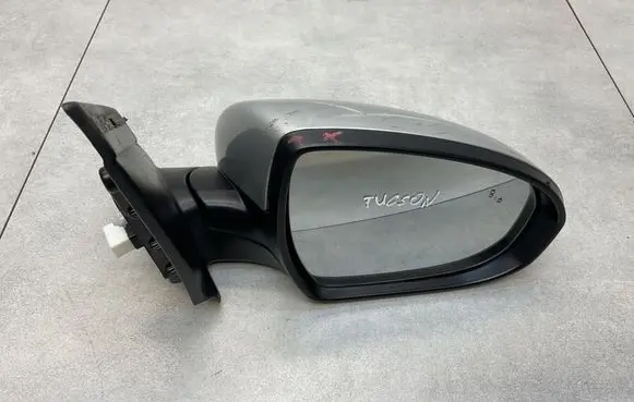Hyundai Tucson TL Front door electric wing mirror 