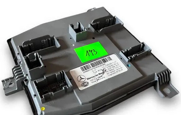Mercedes-Benz C W205 Central body control module S193 A2059007147