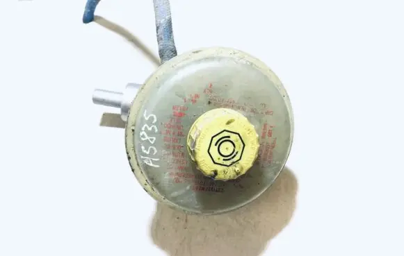 Audi A6 S6 C4 4A Master brake cylinder 4a0611301k 4d0611351