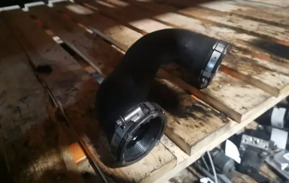 Audi Q7 4L Intercooler hose/pipe 7L6145972E