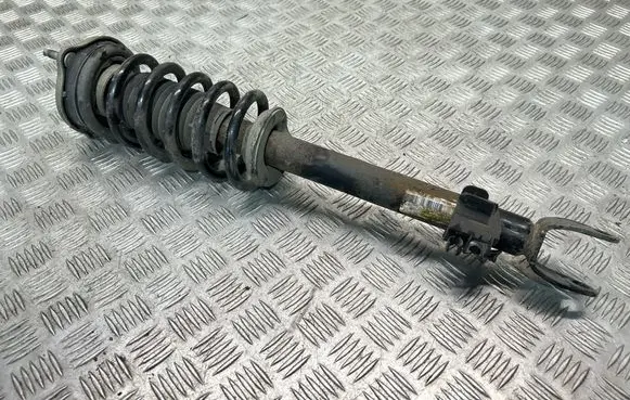 Mercedes-Benz C W205 Front shock absorber/damper A2053207668