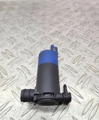 Peugeot 508 Windscreen/windshield washer pump 9672630580 20120426