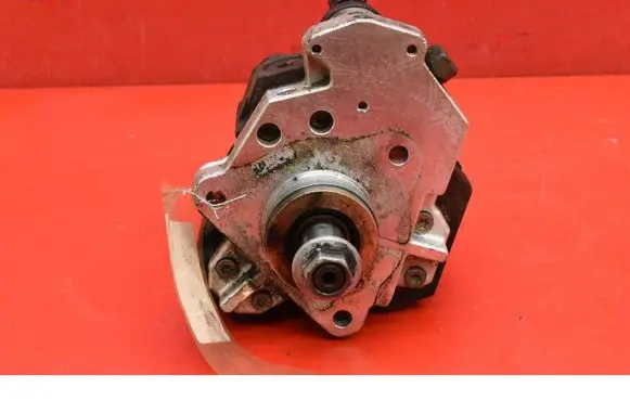 Renault Laguna II Fuel injection high pressure pump 8200170377