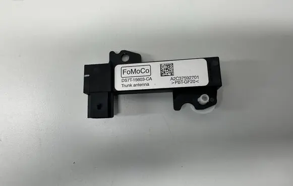 Ford Mustang VII Aerial antenna amplifier DS7T15603CA A2C37592701