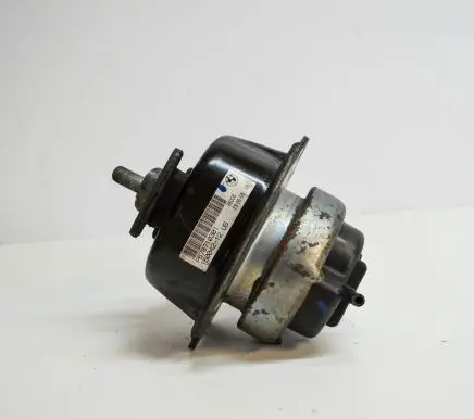 BMW X5 E70 Engine mount bracket 6787103 DEF