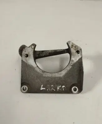 BMW 5 E60 E61 Engine mounting bracket 6761117 46000D