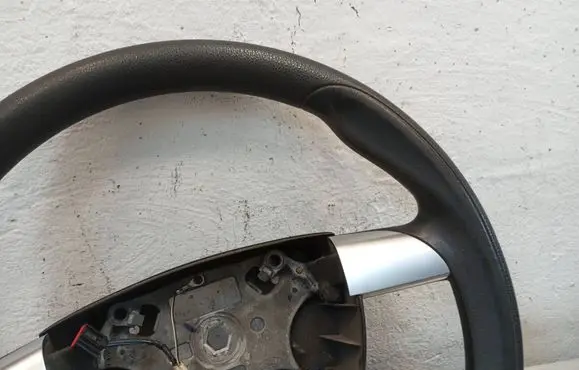 Ford C-MAX I Steering wheel 7M513600AAW 608319600A