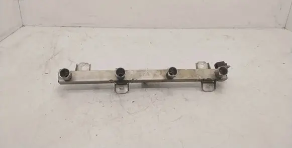 BMW 3 E46 Fuel main line pipe 28813C