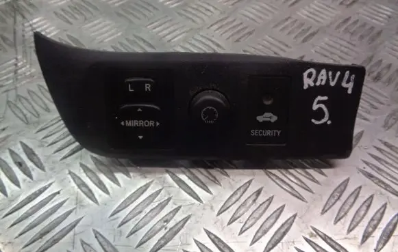 Toyota RAV 4 (XA20) Wing mirror switch
