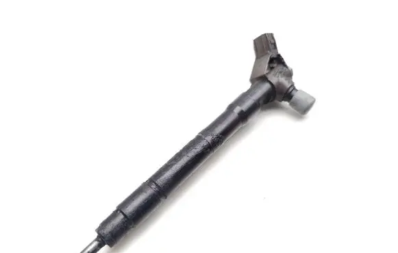 Mazda CX-5 Fuel injector SH0113H50