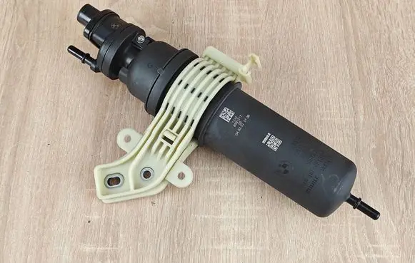 BMW 4 G22 G23 G24 G26 Fuel filter heater 8582273 8591019 8591017