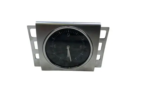 Volkswagen PASSAT B7 Clock 3AA919204A