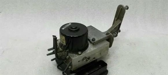Mercedes-Benz CLK A209 C209 ABS Pump A0044316212