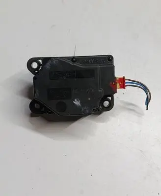 Volvo C30 Air flap motor/actuator 4N5H-19E616-6652A