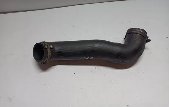 Jaguar XF X250 Intercooler hose/pipe 4R836F072AC D05WB