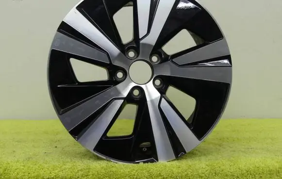 Volvo V60 R17 alloy rim 32209235