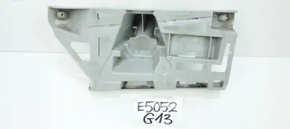 Skoda Octavia Mk3 (5E) Front bumper mounting bracket 5E0807055A