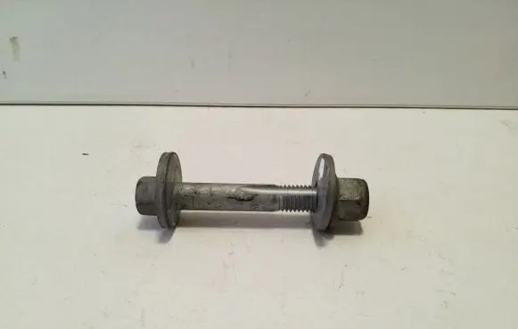 Volvo XC60 Rear suspension camber bolt 