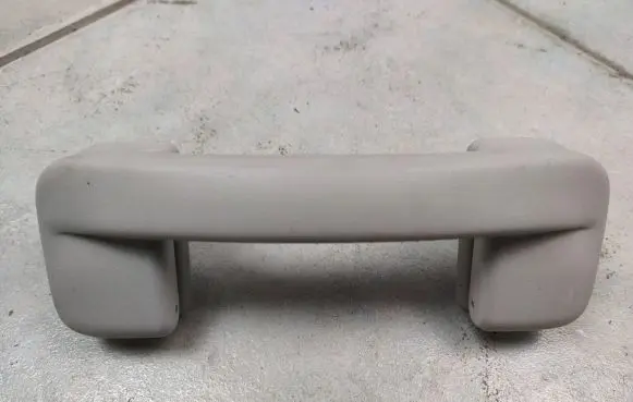 Chrysler Town & Country V Front interior roof grab handle