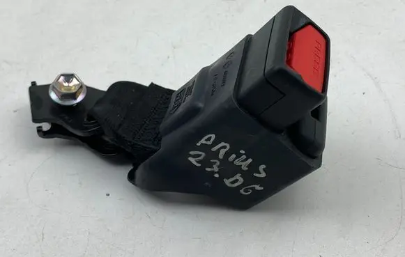 Toyota Prius xw60 Rear seatbelt buckle 6576192