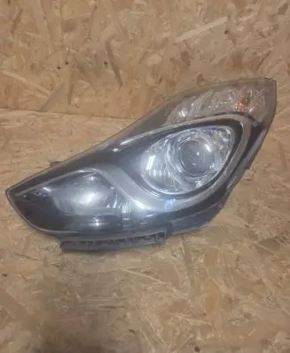 Hyundai ix20 Headlight/headlamp 921011K3XX