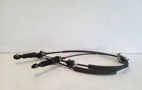 Mitsubishi Outlander Gear shift cable linkage