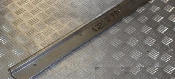 Mitsubishi L200 Front sill (body part) 