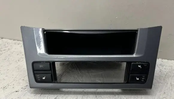 BMW 5 E60 E61 Glove box central console 69139391 52850610 TC7AAZ