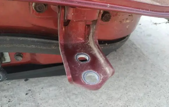Mazda CX-7 Rear door lower hinge