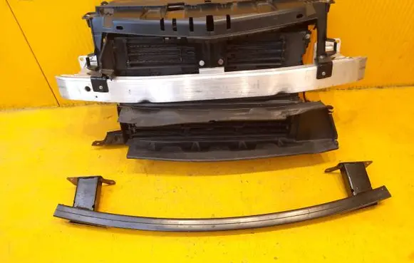 Opel Astra L Radiator set 9805897480