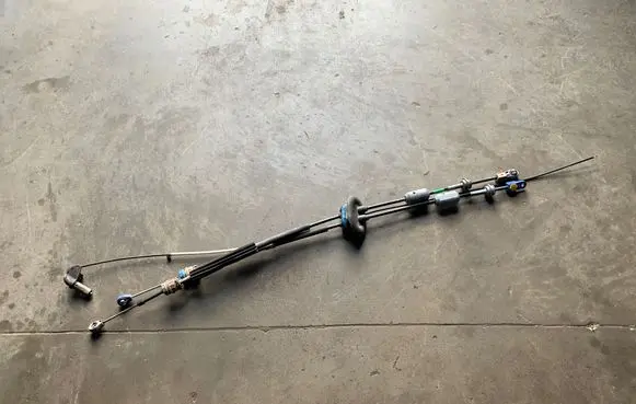 Peugeot 3008 I Gear shift cable linkage 119127644