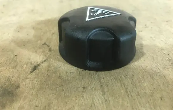 Peugeot 508 Coolant expansion tank/reservoir cap 
