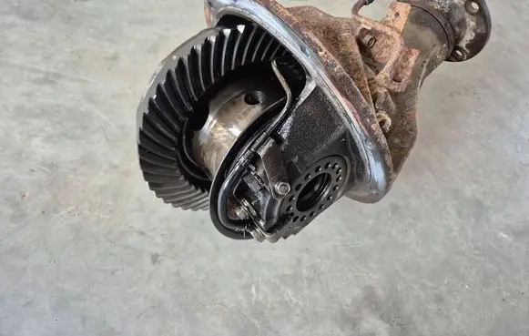 Mitsubishi L200 Rear differential 3501A105