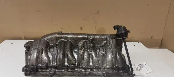 Opel Zafira A Intake manifold 8973858235 700997160 1014520171