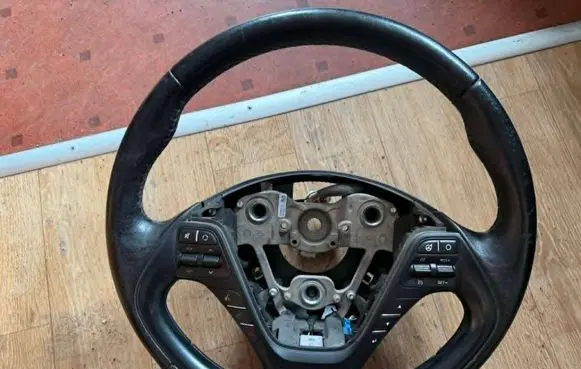 KIA Ceed Steering wheel 56110A2850