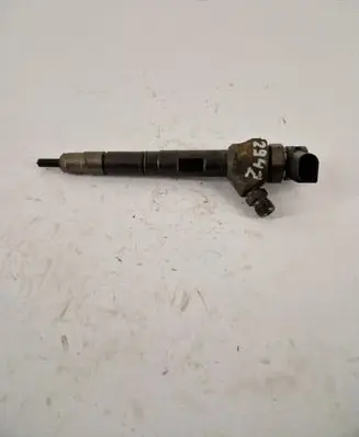 Audi Q3 8U Fuel injector 0445110369