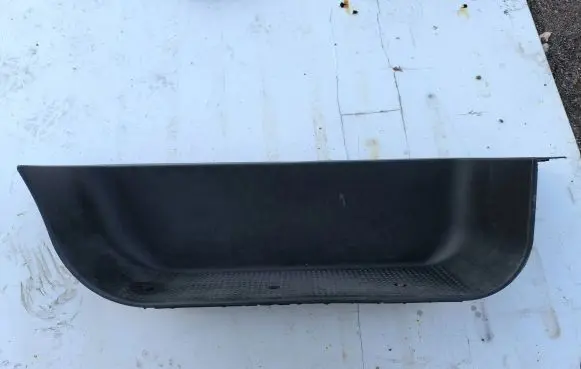 Opel Vivaro Front sill trim cover 986239007R 8962390039 79479926