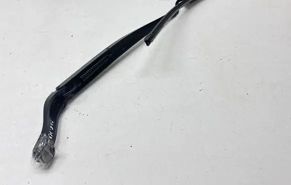 Chrysler Pacifica Windshield/front glass wiper blade 68316739AA 68197138AC WBF00026AB
