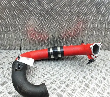 BMW 3 G20 G21 Intercooler hose/pipe 8637896