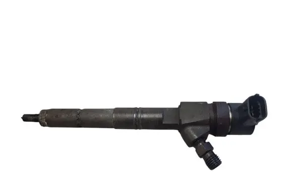 Fuel injector