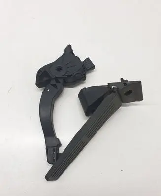 KIA Sorento Accelerator throttle pedal