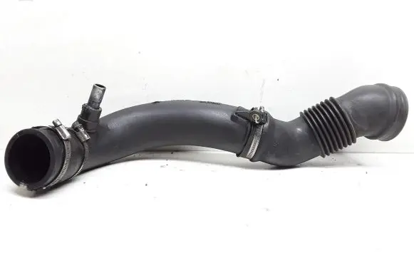 Volvo XC90 Intercooler hose/pipe 30714480