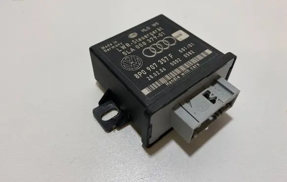 Audi A4 S4 B7 8E 8H Light module LCM 8P0907357F 5LA008379 01