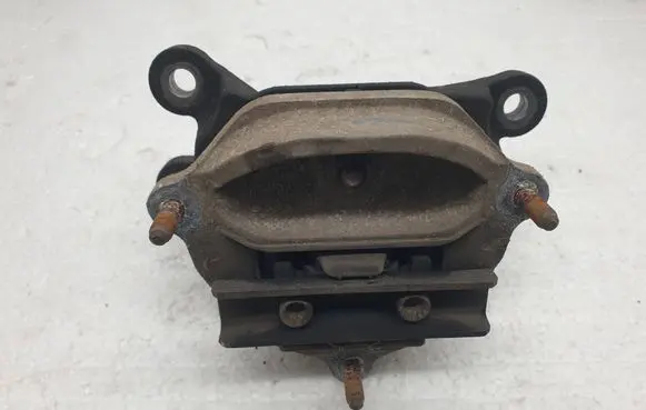 Audi A6 C7 Gearbox mount 8K0399151
